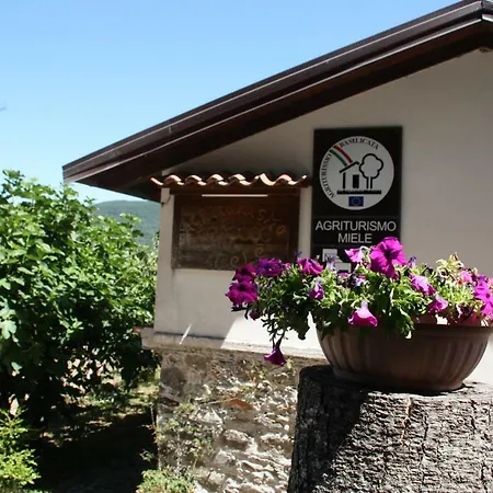 Agriturismo Miele Séjour à la ferme Latronico